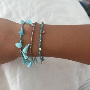 Blue Kendra Scott bracelet stack!!